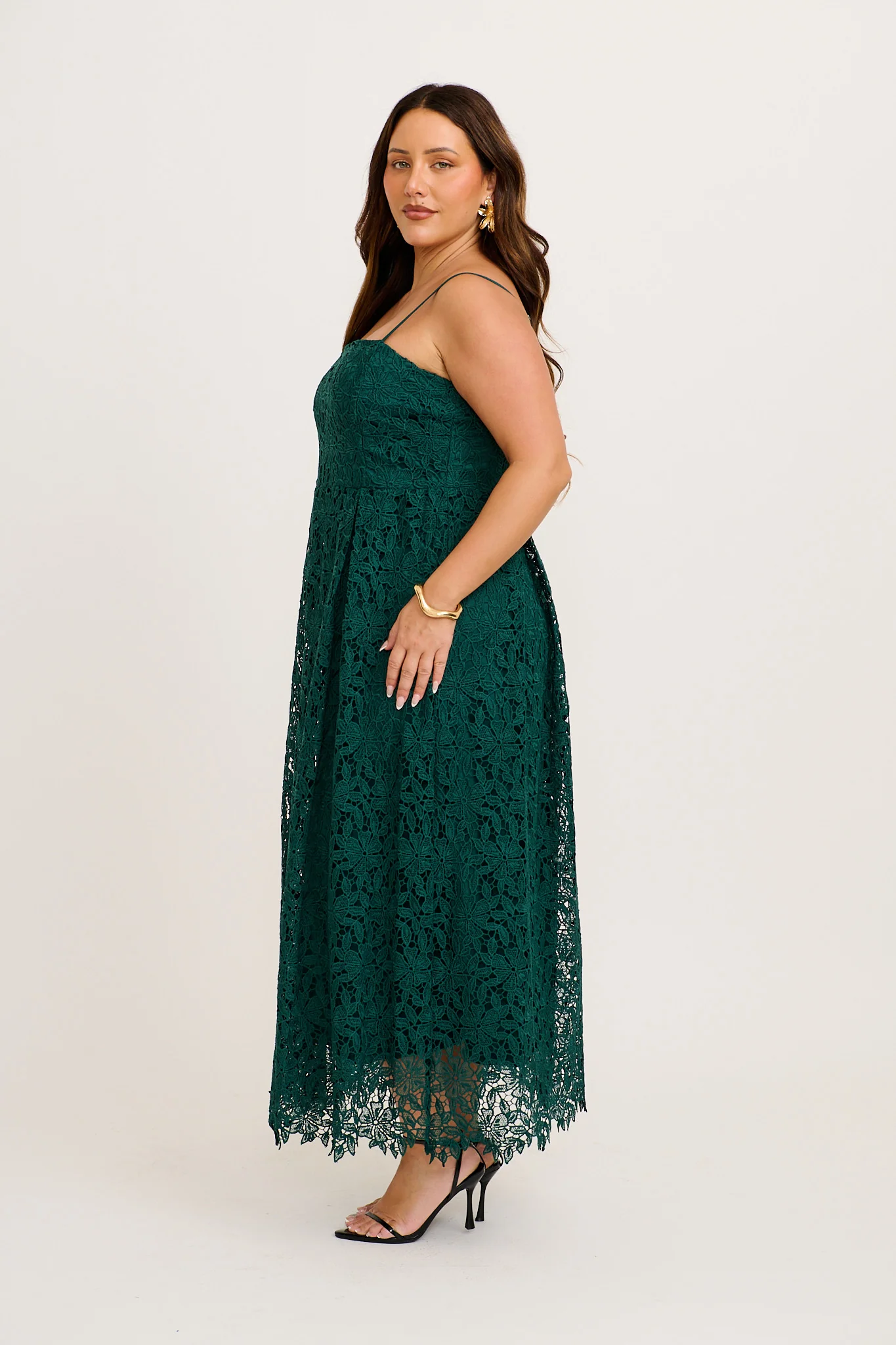 Something Special Maxi Lace Dress in Emerald - Image 8