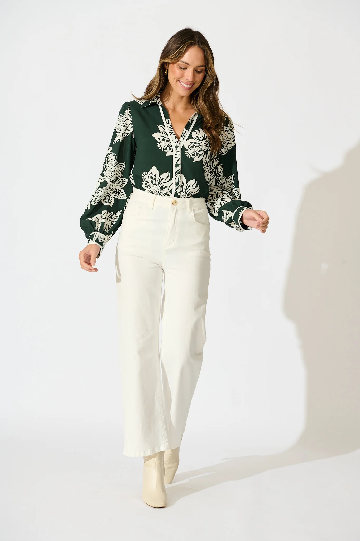 Spotlight Shirt in Emerald with White Floral - Image 4