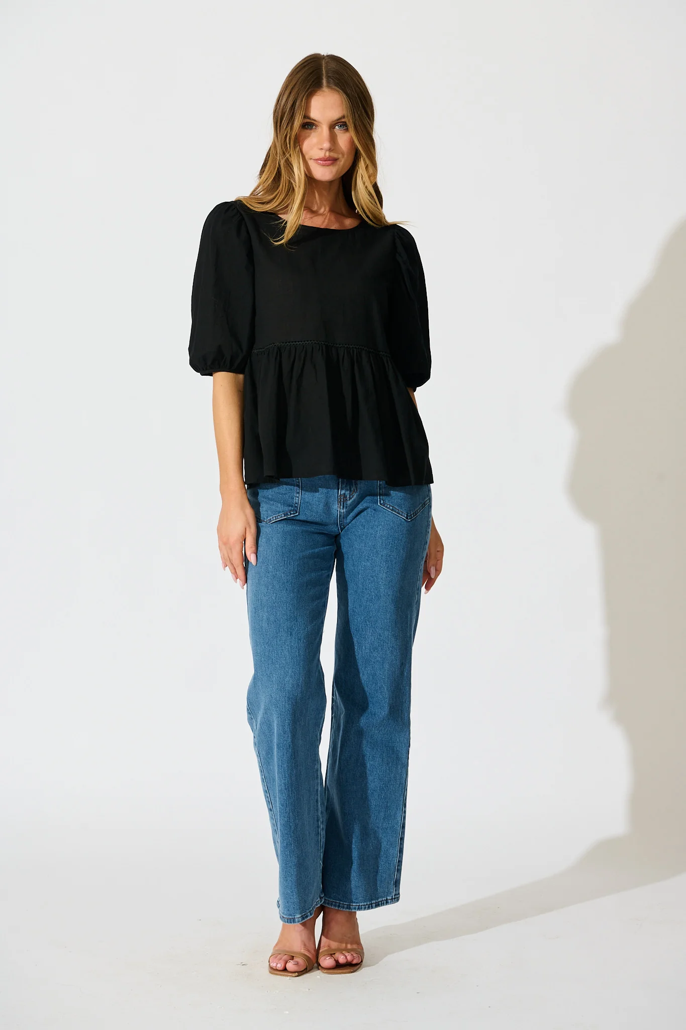 Stacy Top in Black Cotton Linen - Image 4