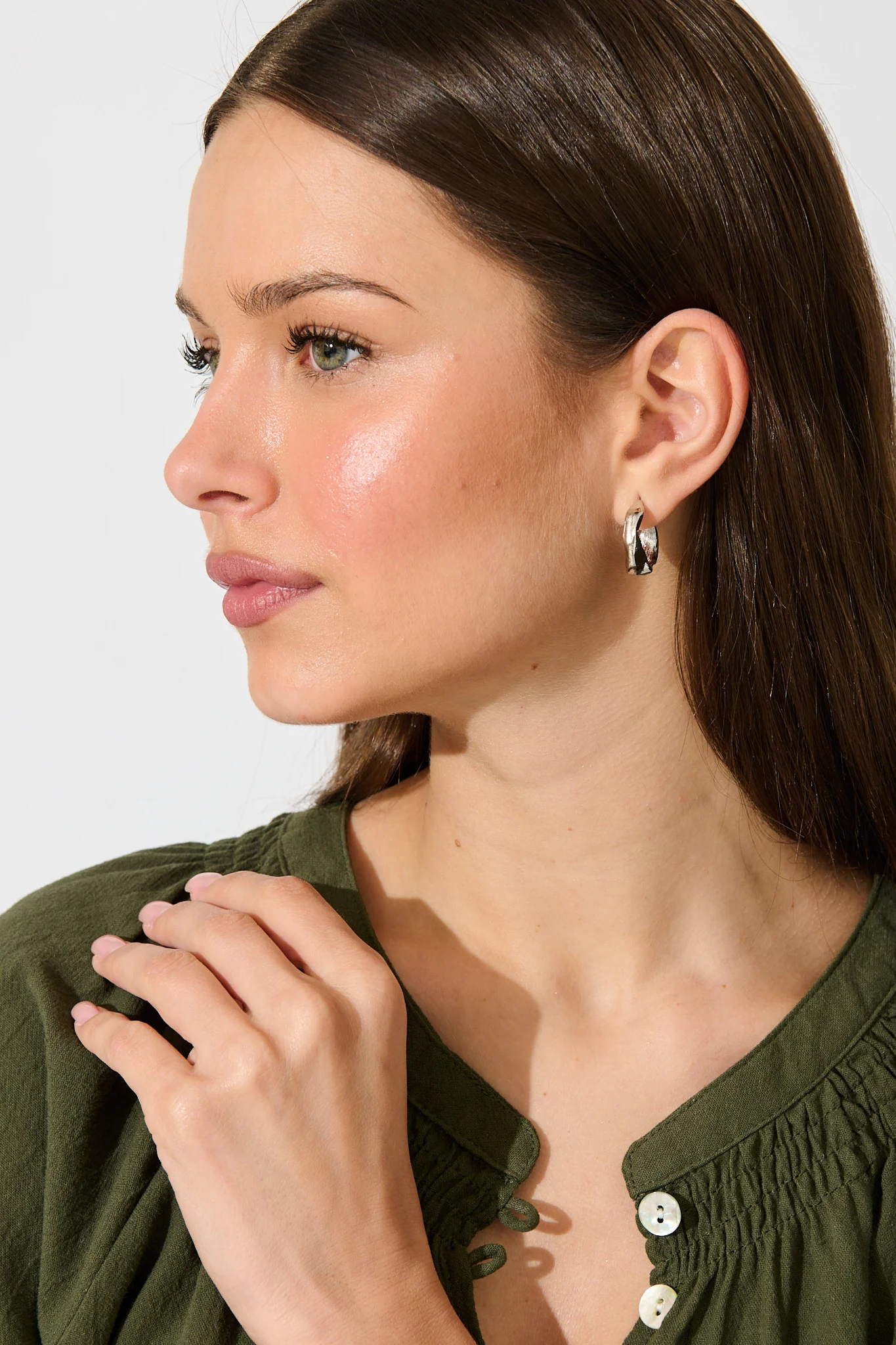 Stare Hoop Earrings in Silver - Image 3