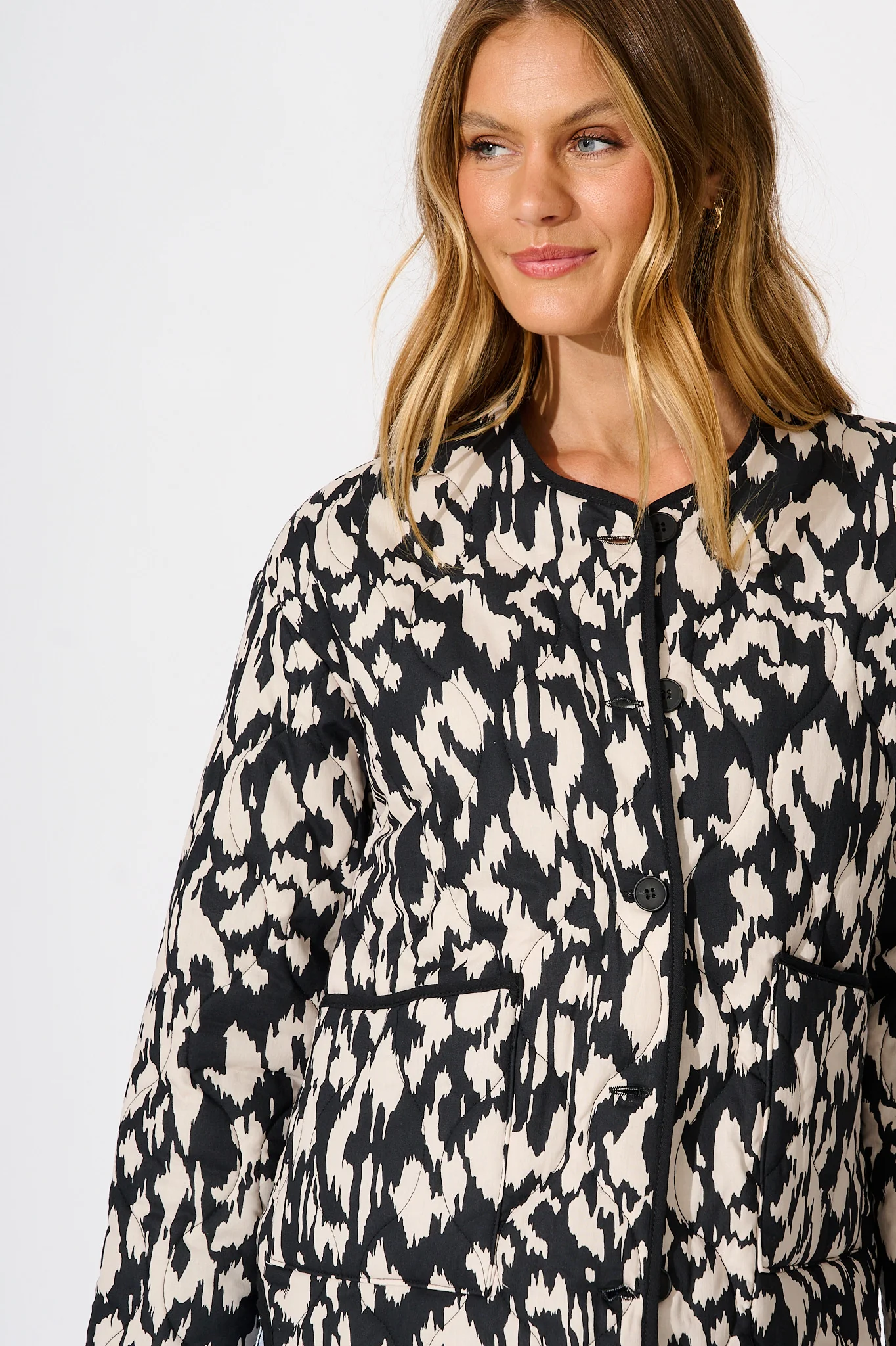 Tavana Jacket in Black and White Print - Image 5