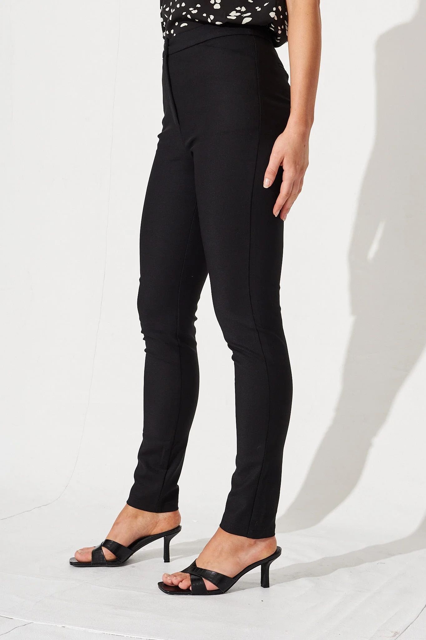 The Boss Pants In Black - Image 3