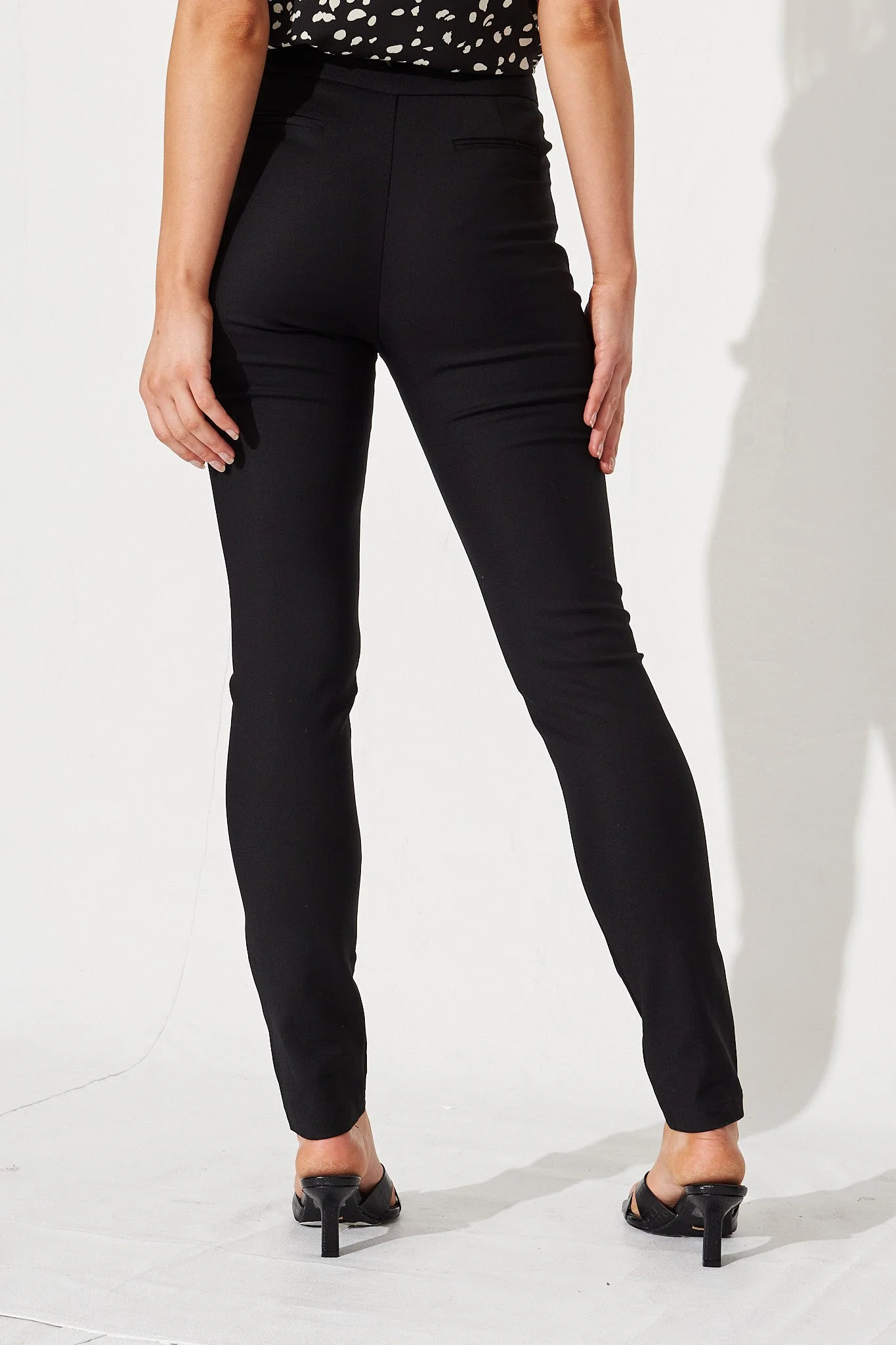 The Boss Pants In Black - Image 4