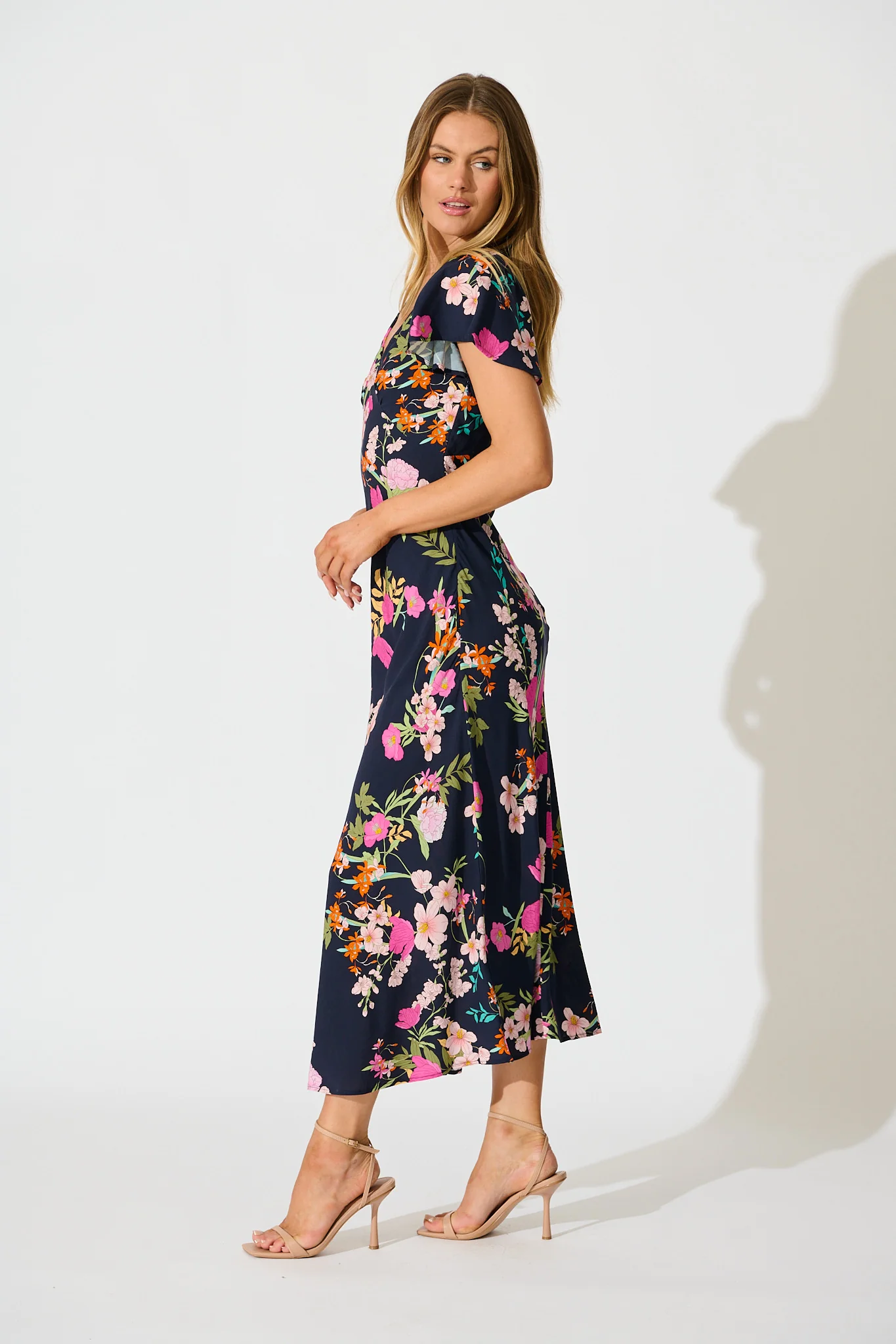 Tisha Maxi Dress in Navy with Pink Floral - Image 3