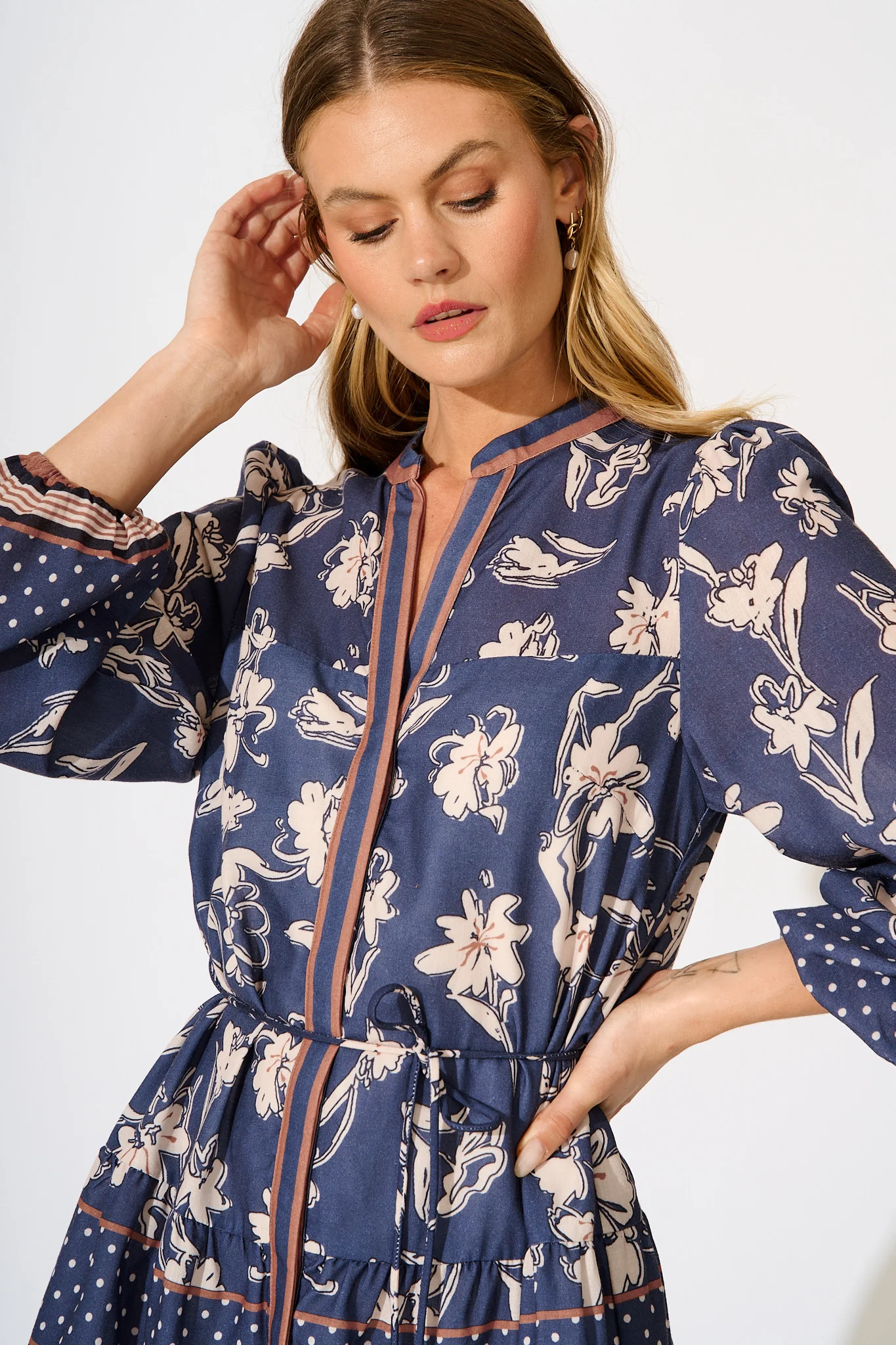 Torie Dress in Navy with Cream Floral Linen Blend - Image 5