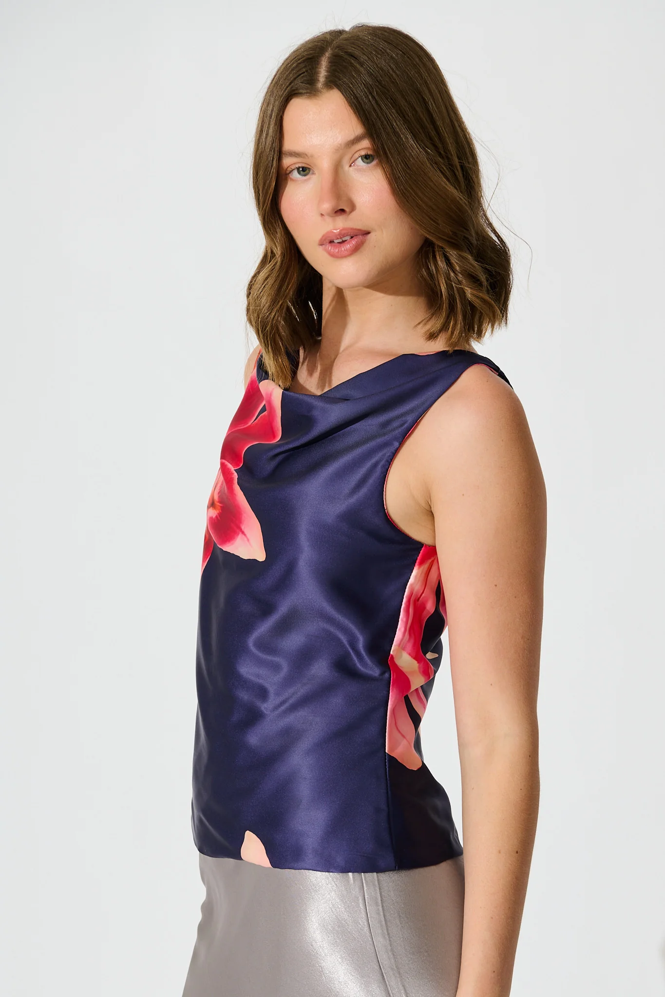 Tropic Skies Top in Navy Floral Satin - Image 6