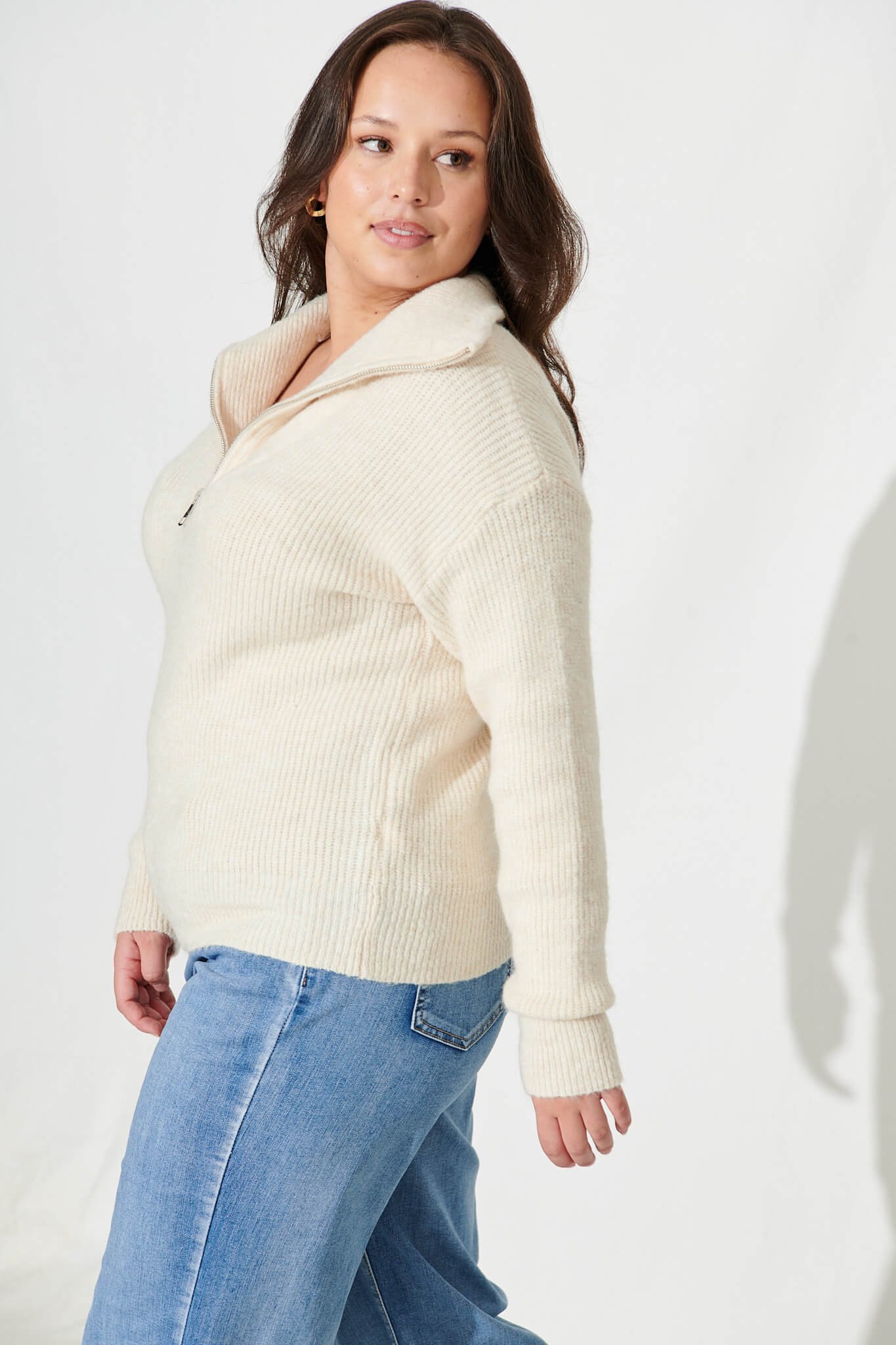 Uma Zip Athleisure Knit in Beige - Image 8