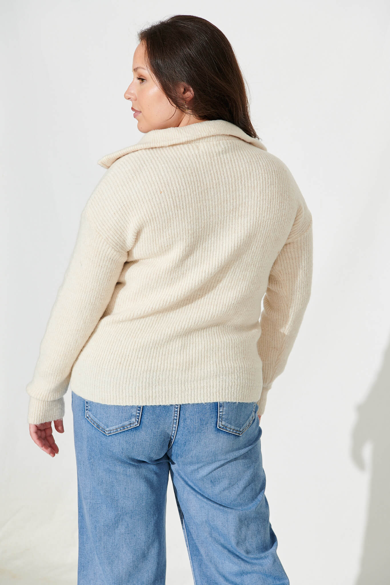 Uma Zip Athleisure Knit in Beige - Image 9