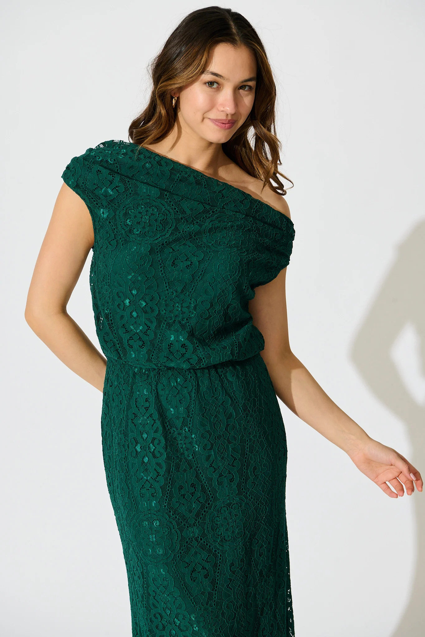Valencia Lace Midi Dress in Emerald - Image 2