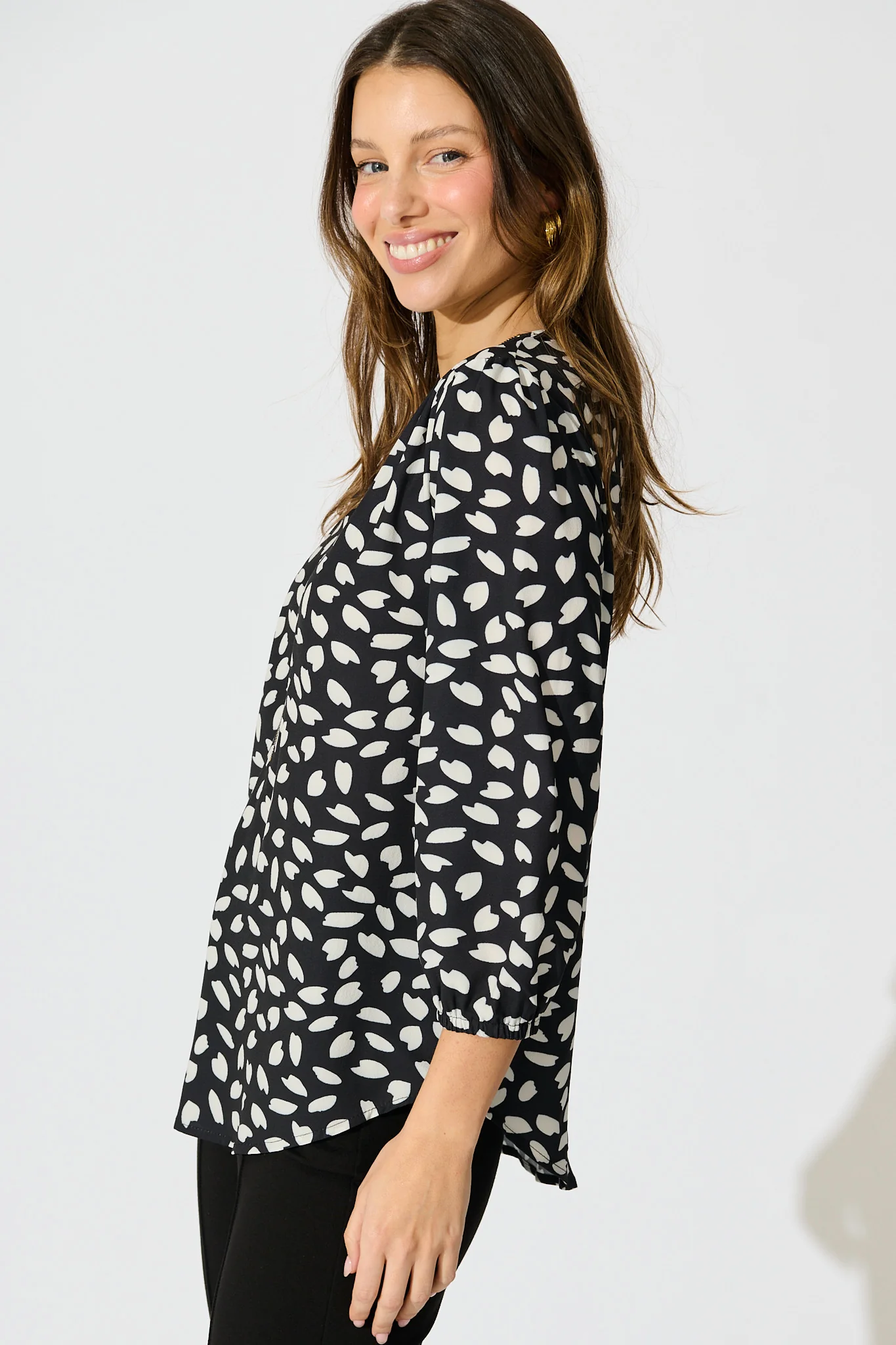 Viviani Zip Top in Black and White Leaf - Image 2