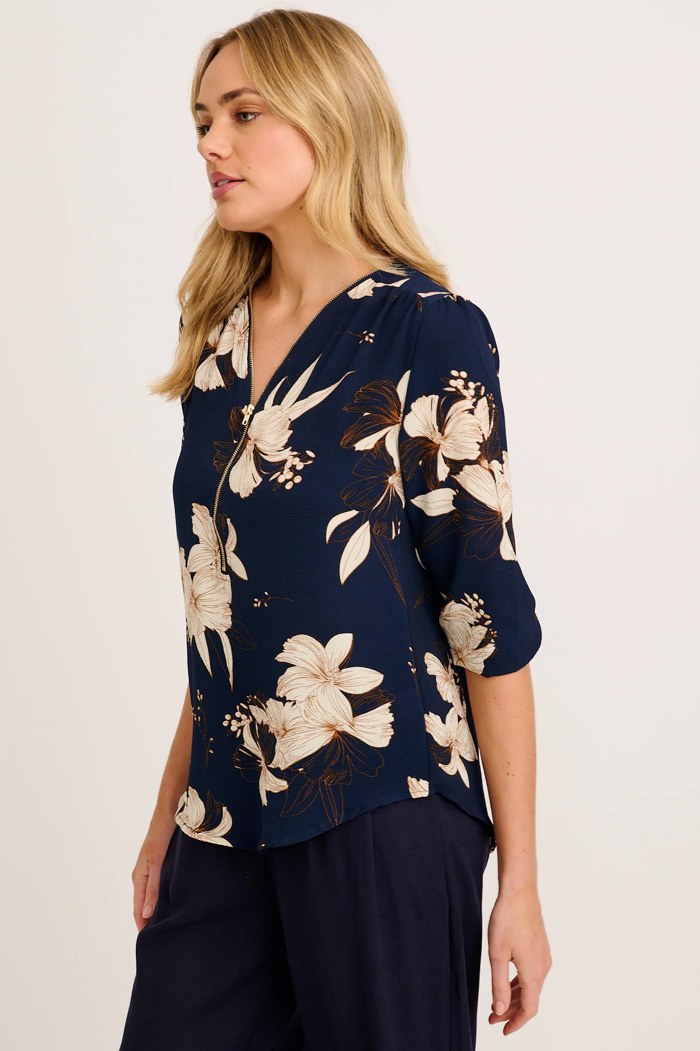 Viviani Zip Top in Navy with Cream Floral - Image 2