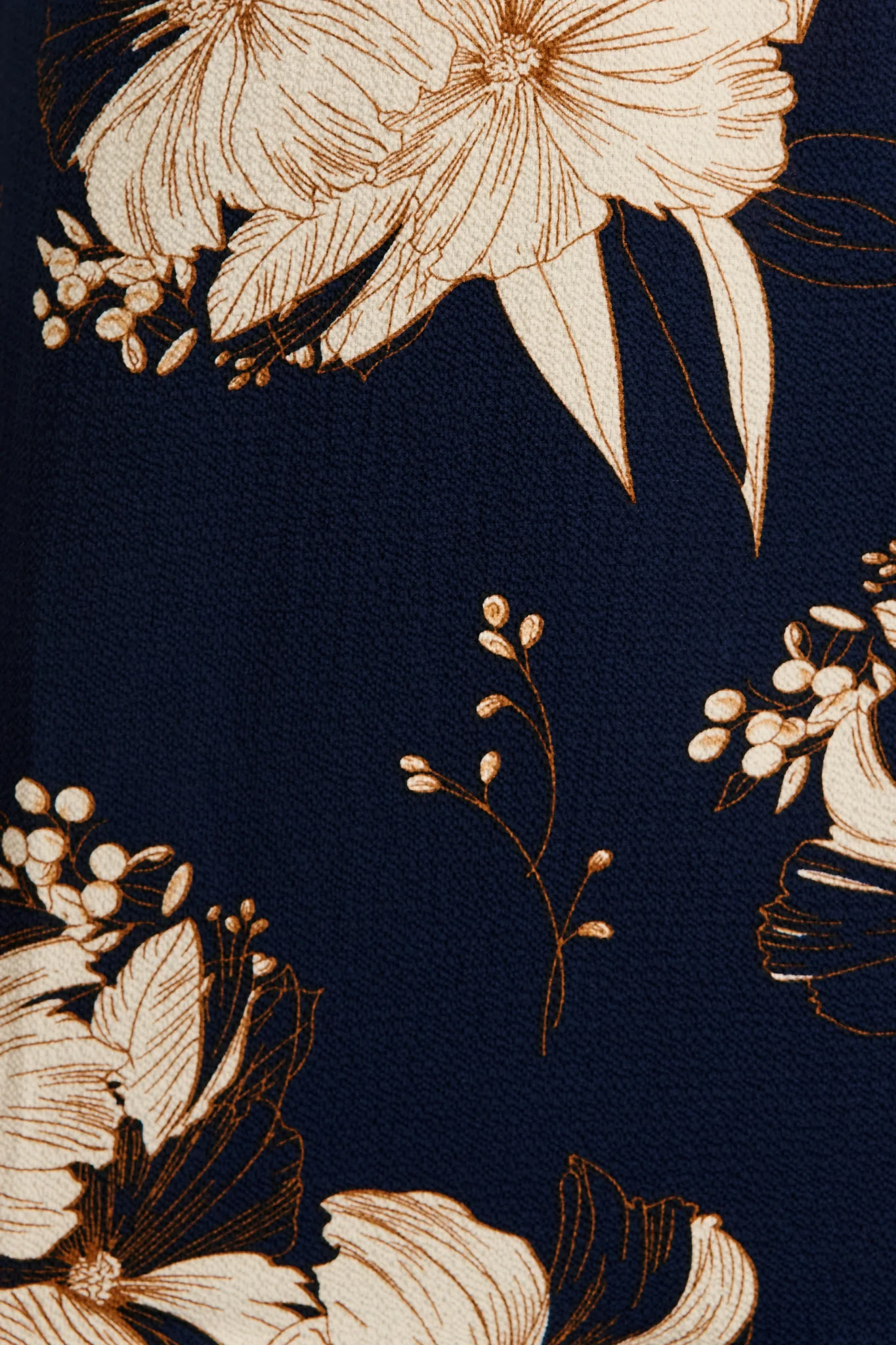 Viviani Zip Top in Navy with Cream Floral - Image 6