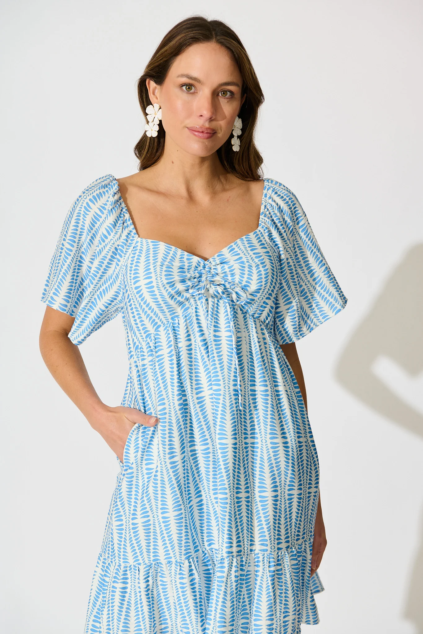 Wilda Dress in Blue and White Print - Image 2