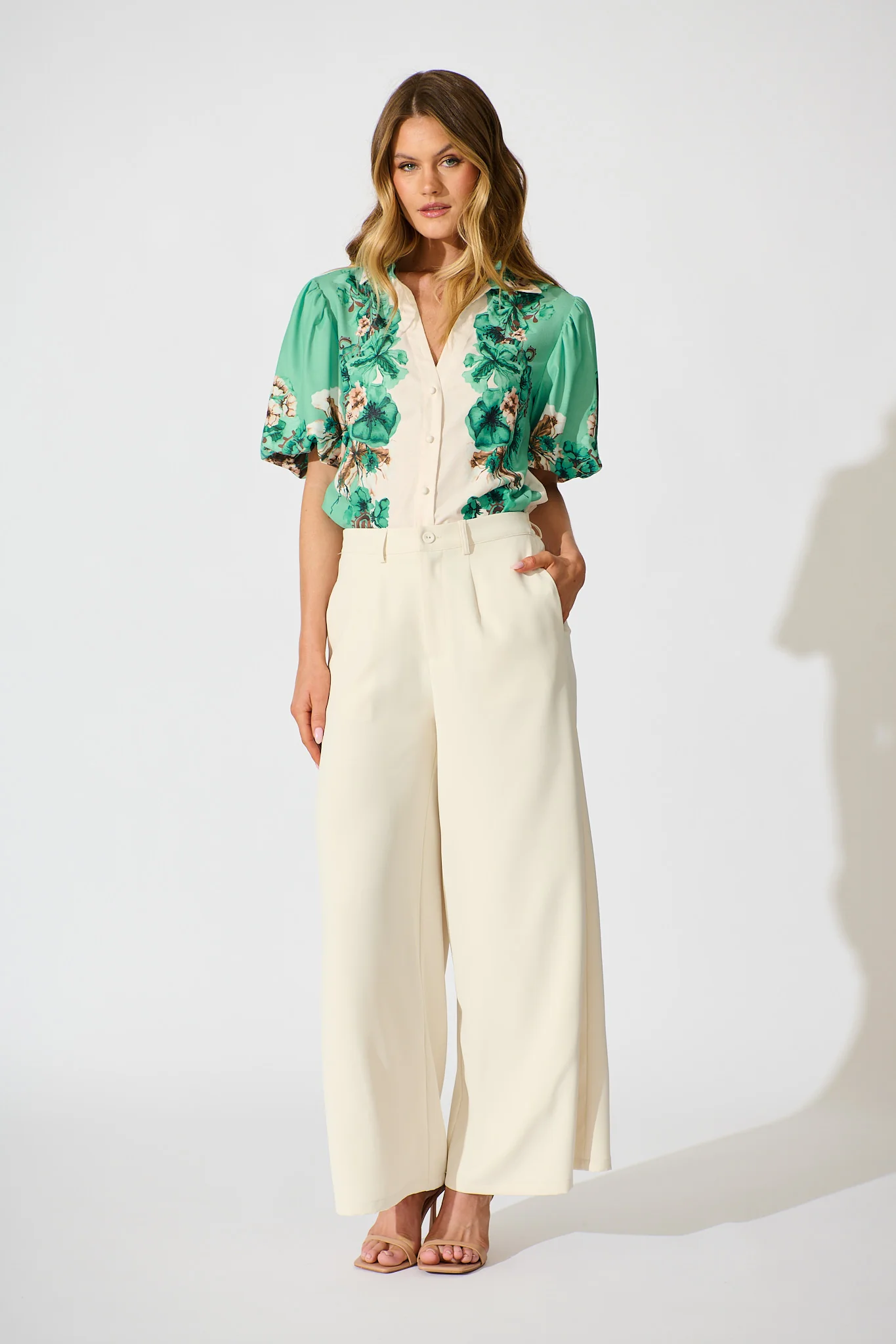 Willow Bloom Top in Cream with Jade Print Linen Blend - Image 2