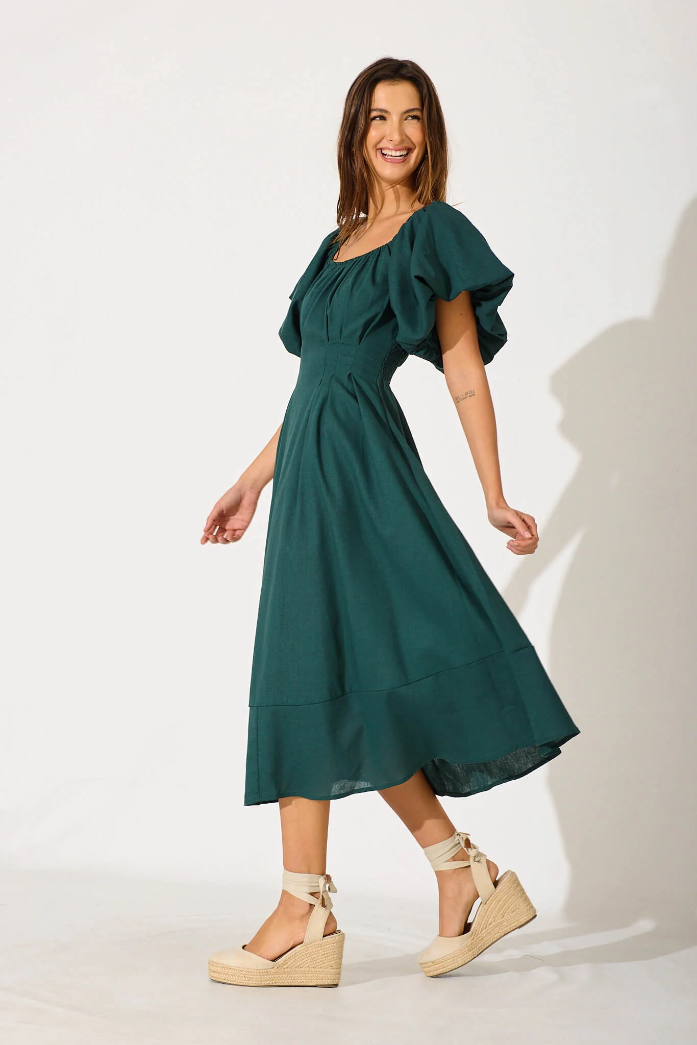 Wintour Midi Dress In Emerald Linen Blend - Image 3