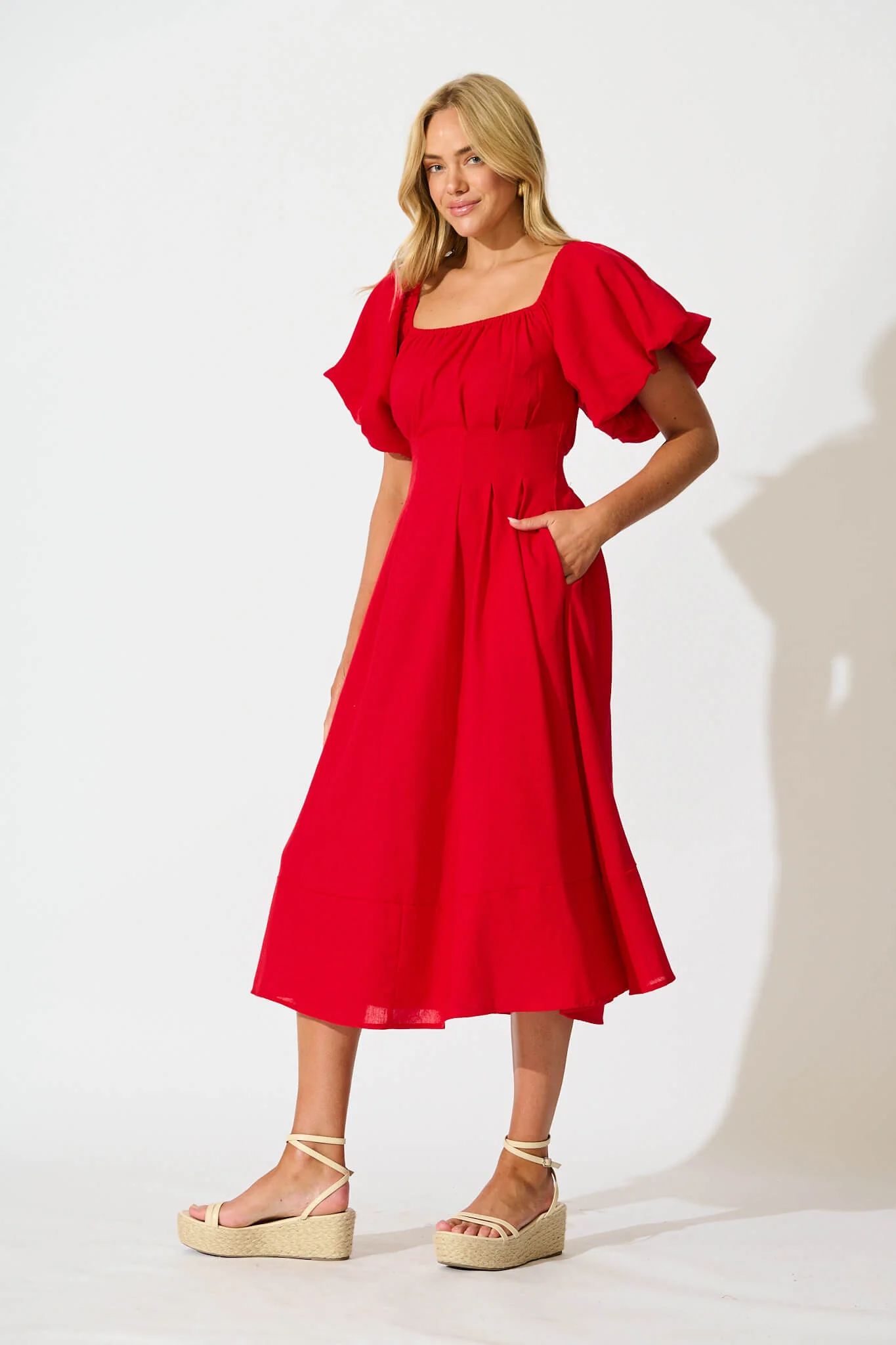 Wintour Midi Dress In Red Linen Blend - Image 3
