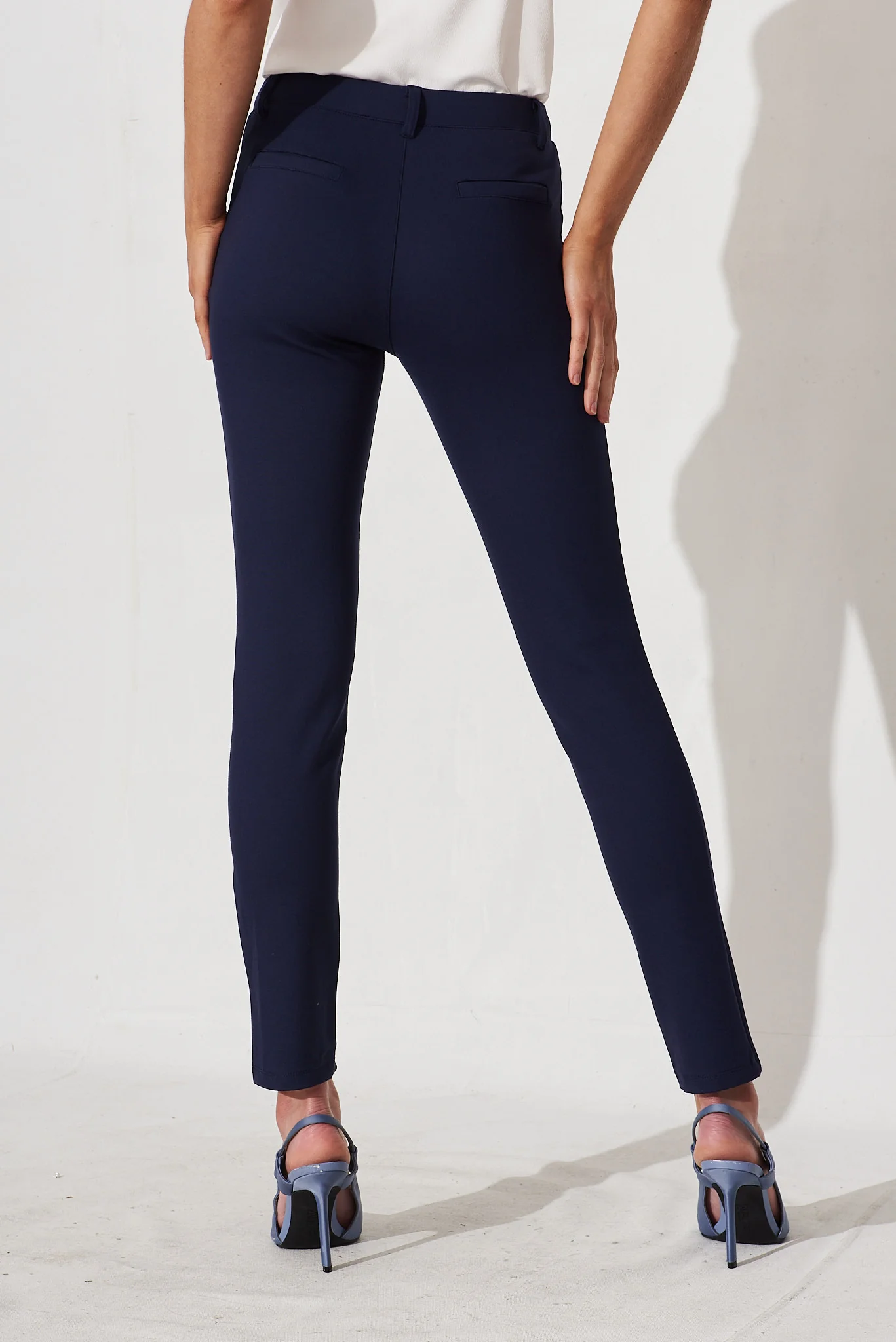 Workflow Skinny Pants In Navy - Image 4