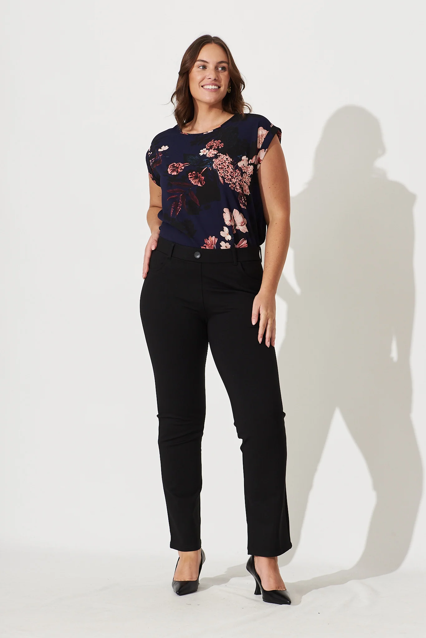 Workflow Stretch Straight Leg Pocket Pant In Black - Image 7