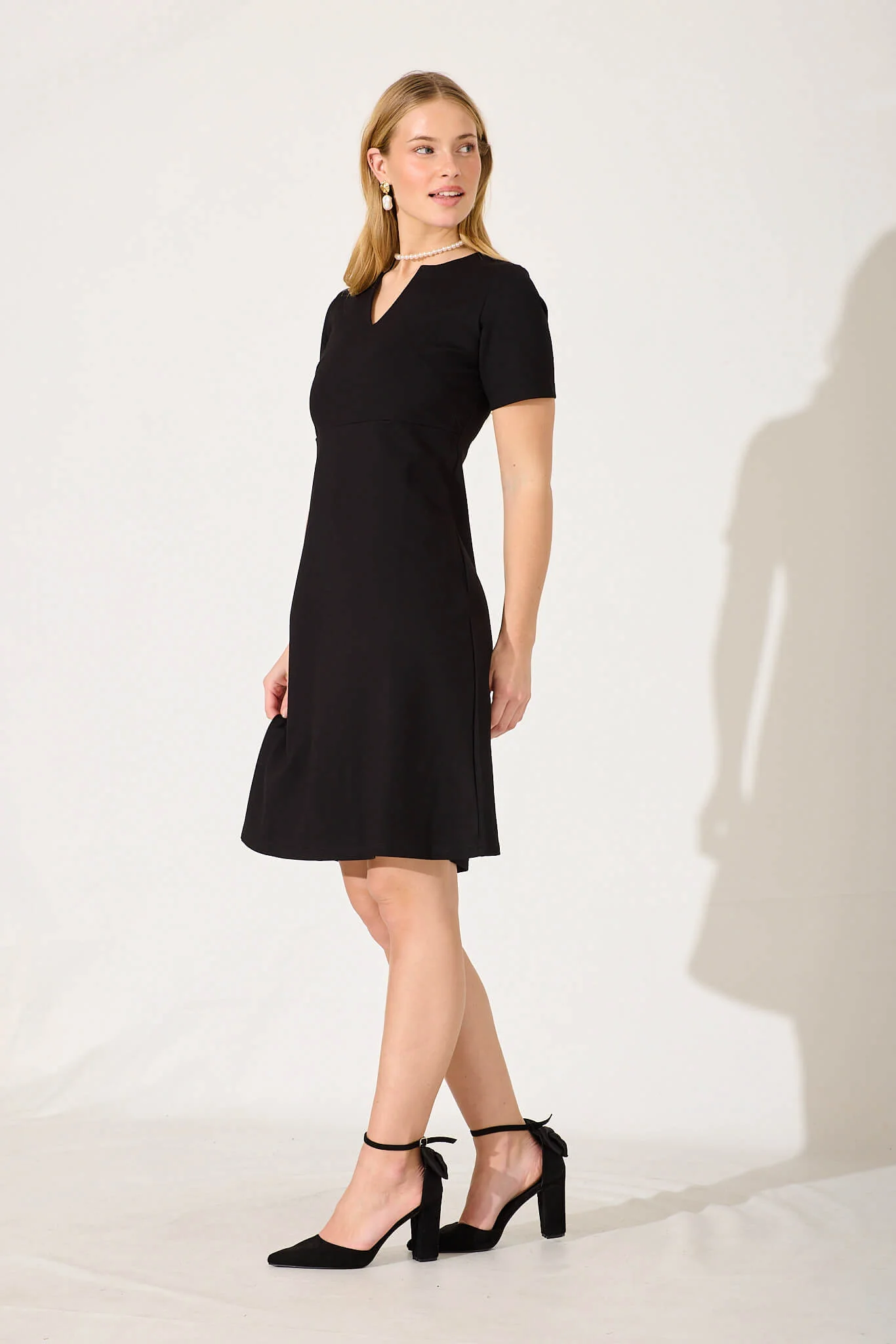 Workflow Stretch V Neck Dress In Black - Image 3