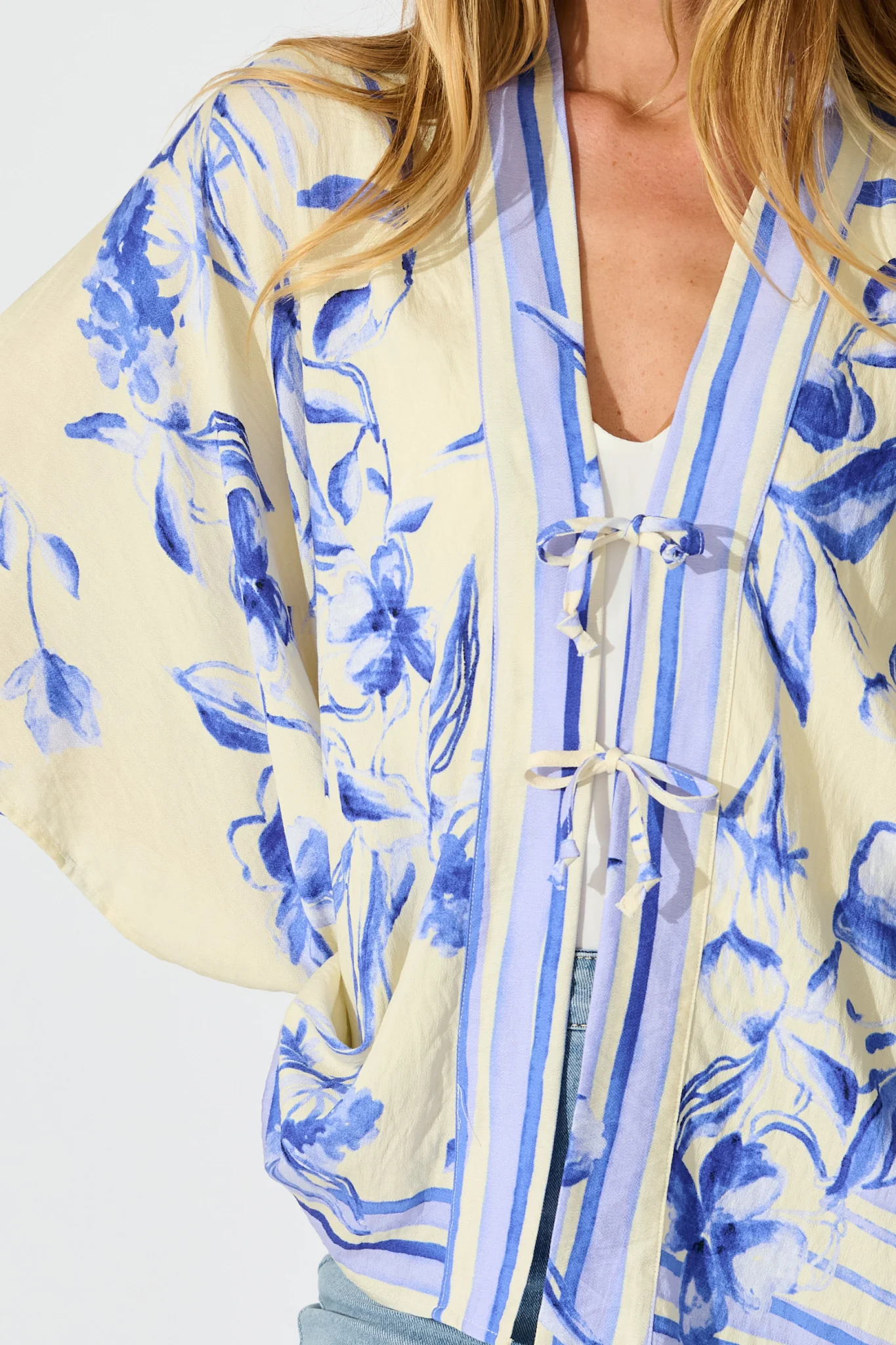 Wren Kimono Top in Blue Floral - Image 5