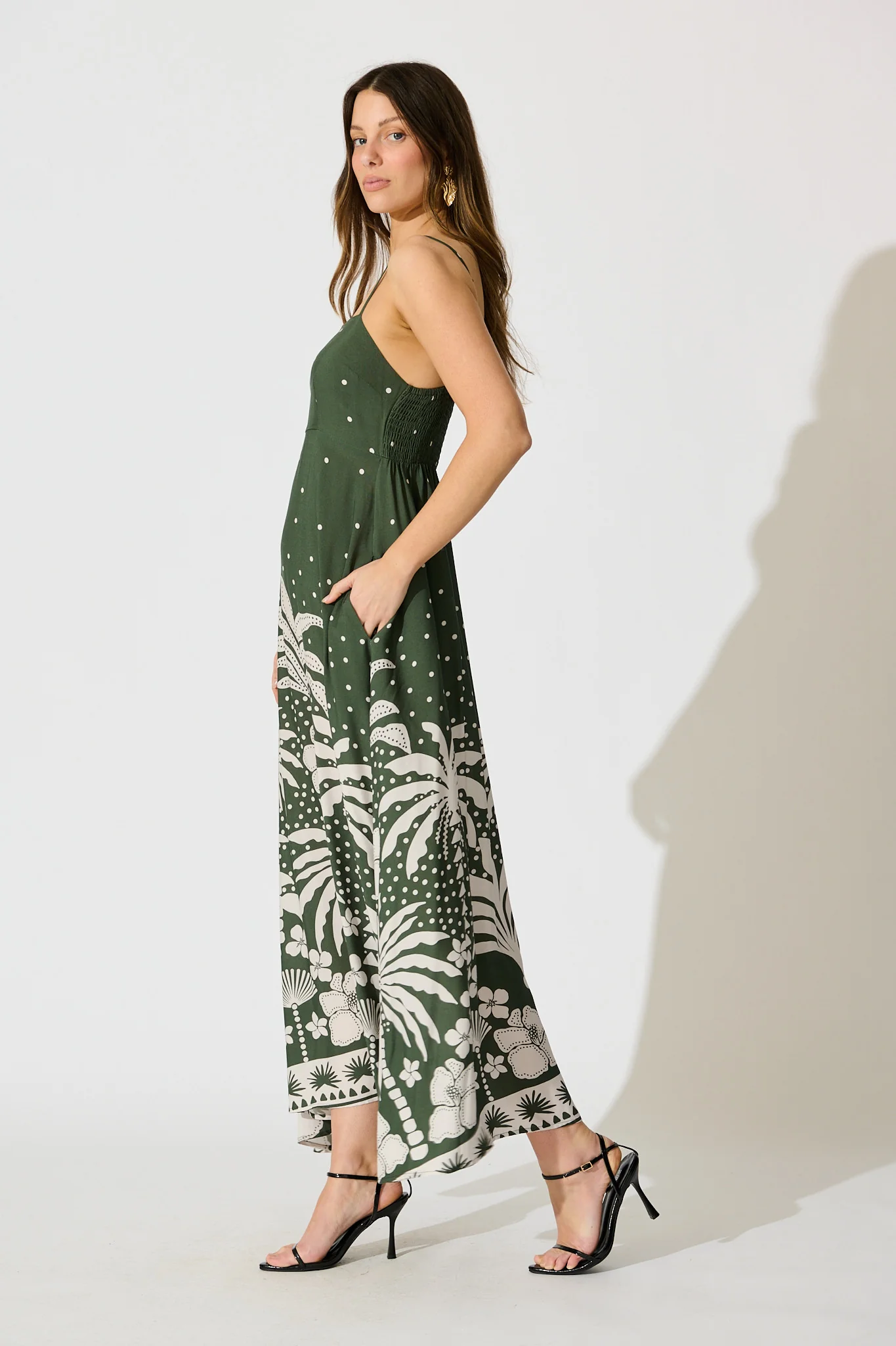 Yetta Maxi Sundress in Emerald with White Palm Print - Image 3