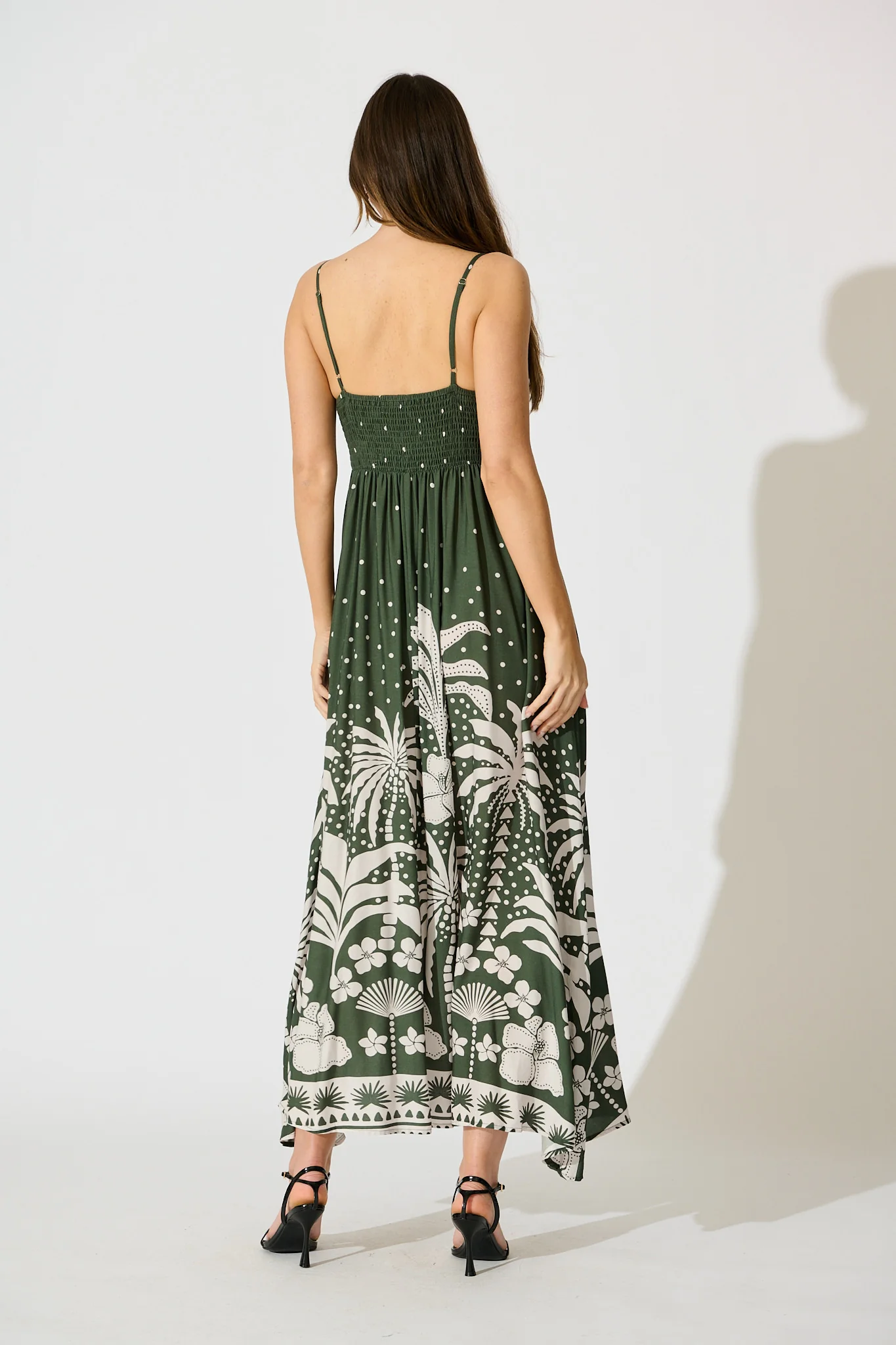 Yetta Maxi Sundress in Emerald with White Palm Print - Image 4
