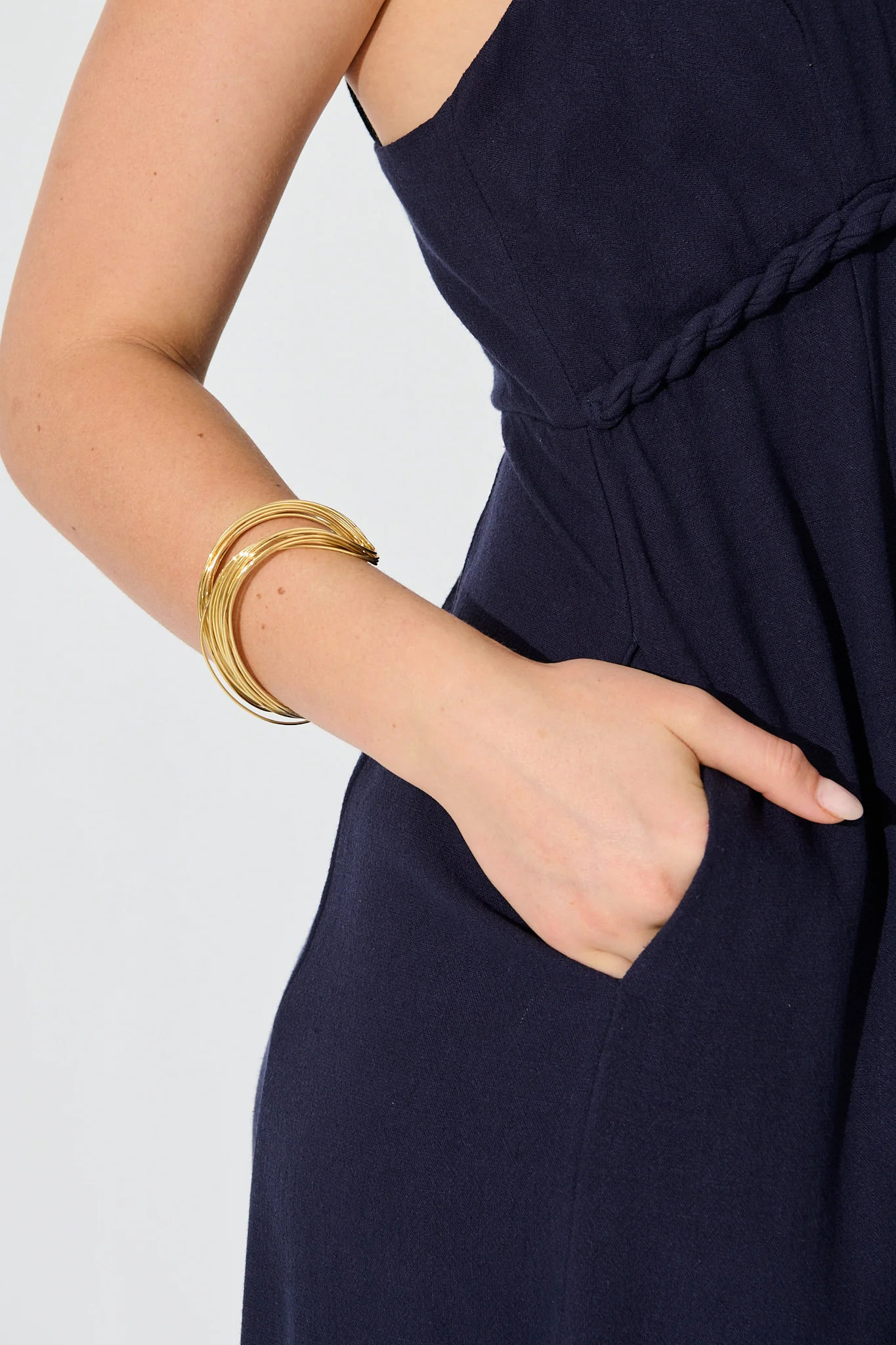 Yola Open Bangle in Gold - Image 4