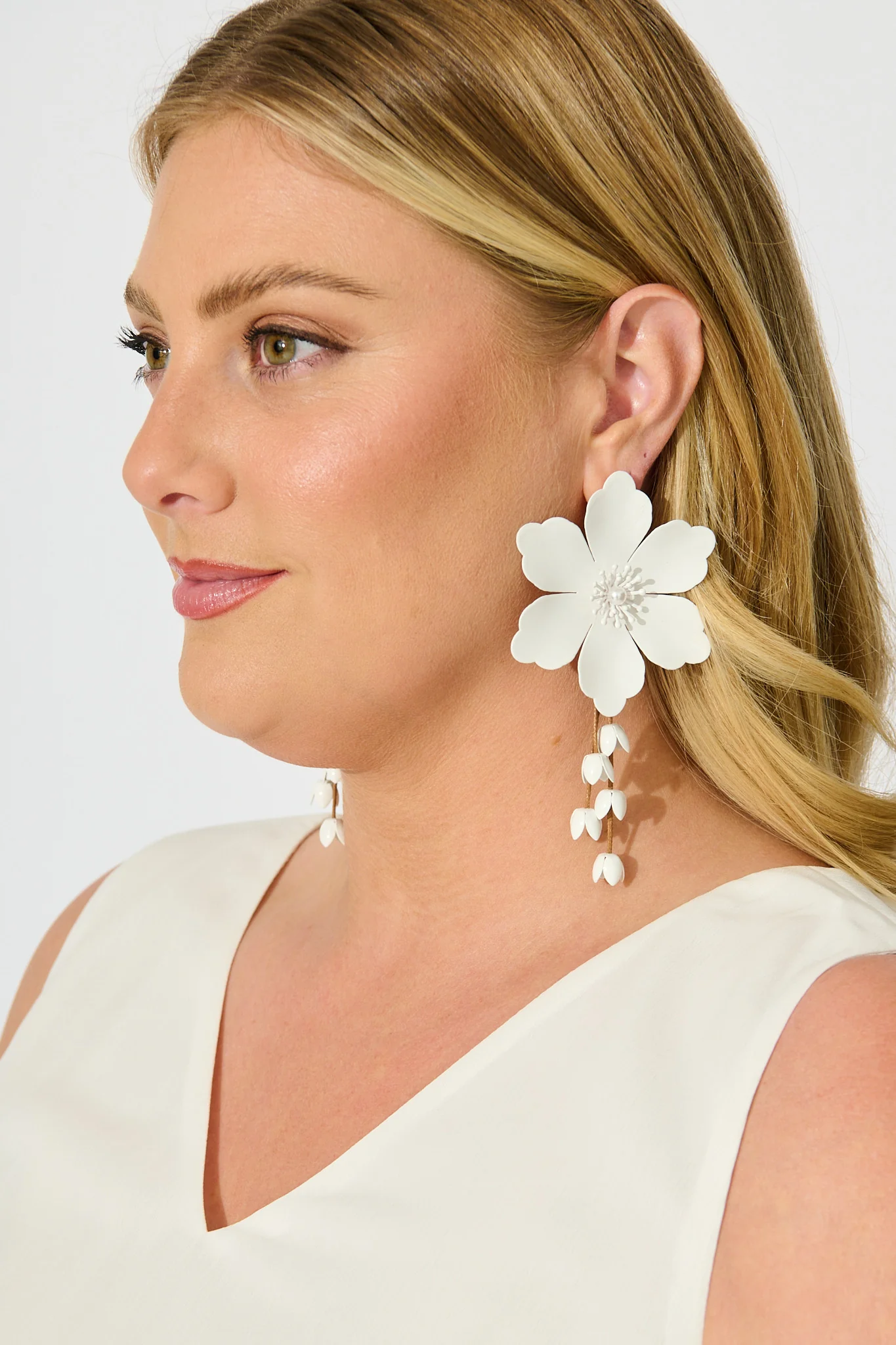 Yuki Earrings in White Blossom with Dangling Petals - Image 6