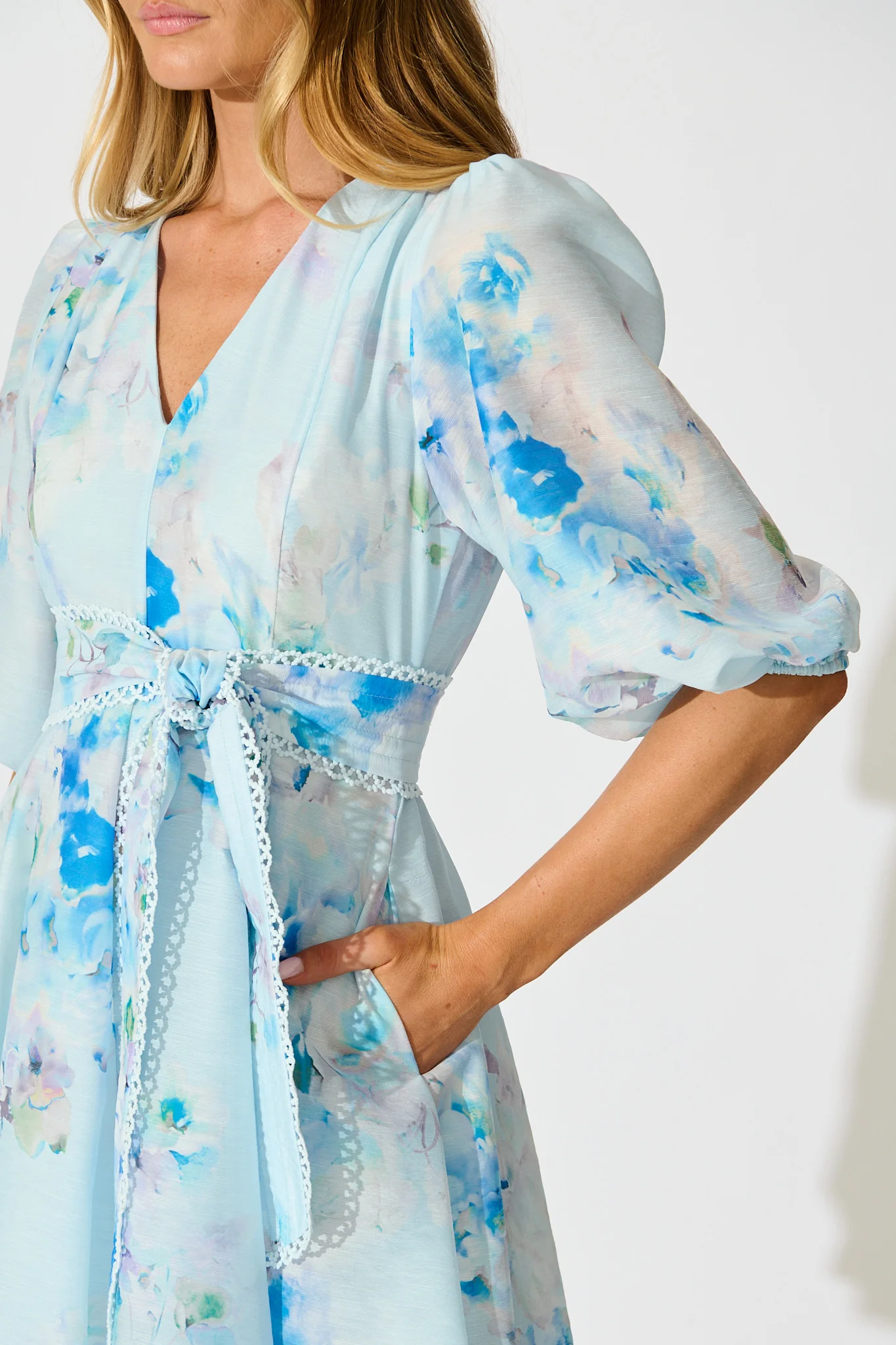 Zoeva Dress in Blue Floral - Image 5