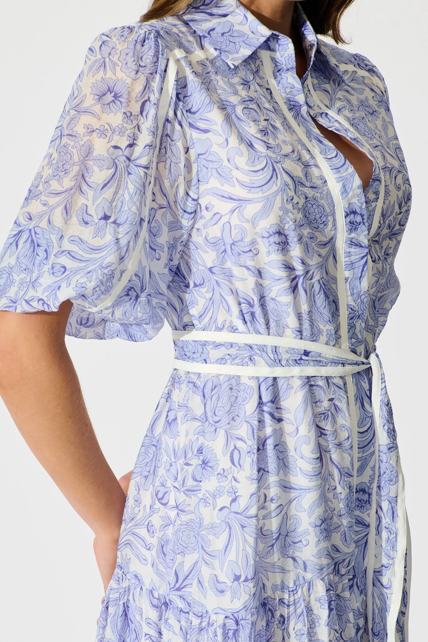 Zora Maxi Shirt Dress in Blue Floral Cotton Blend - Image 5