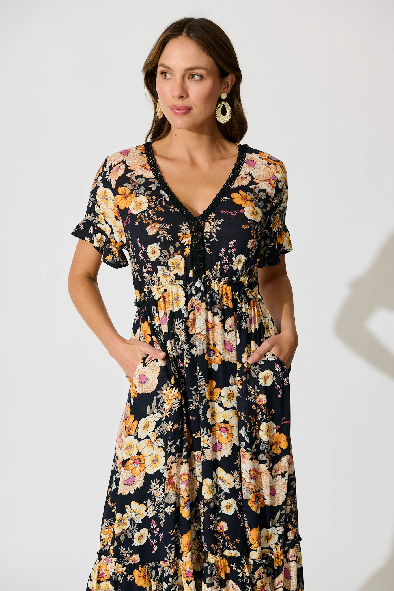 Zyla Midi Dress In Black Floral - Image 2